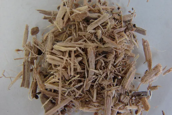 Dried, cut eleuthero root