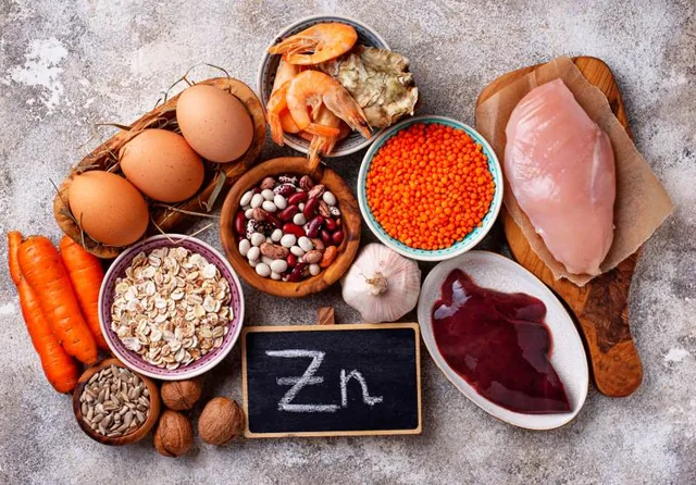 Zinc-rich foods: shellfish, eggs, chicken, lentils, beans, liver, oats, nuts and seeds